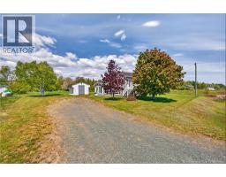 Living room - 517 Route 11 Hwy, Lower Newcastle, NB E1V7G2 Photo 6