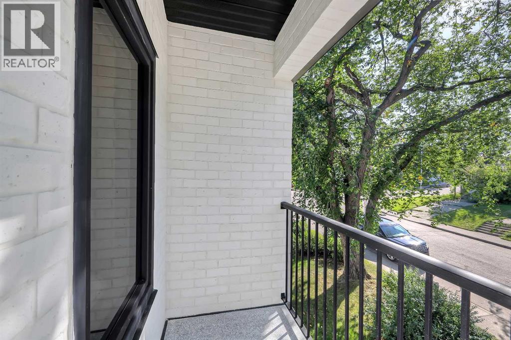 2838 34 Street SW - 20