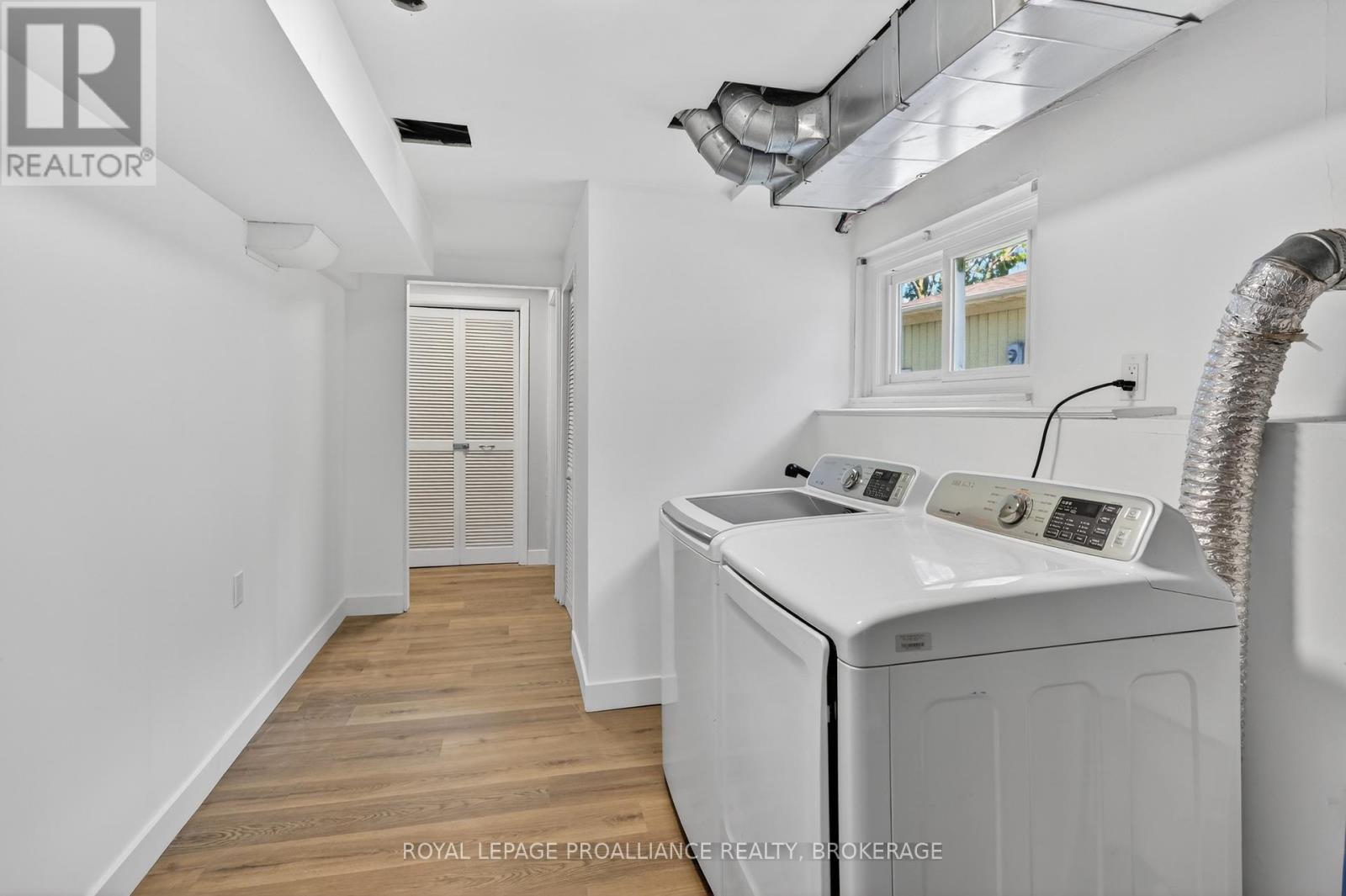 1088 PINEWOOD PLACE - 31