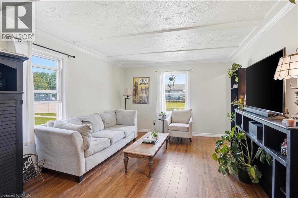 144 CATHERINE Street - 7