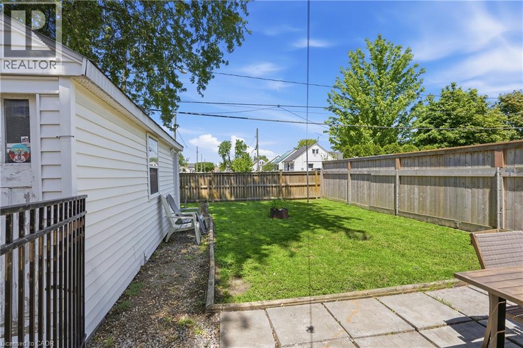 144 CATHERINE Street - 20