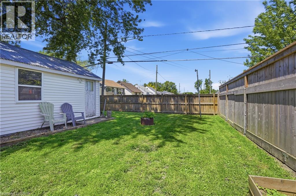 144 CATHERINE Street - 23
