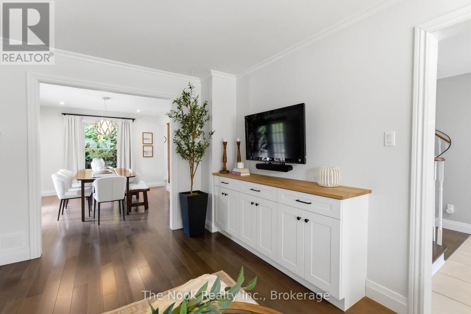 43 CARMODY LANE - 11