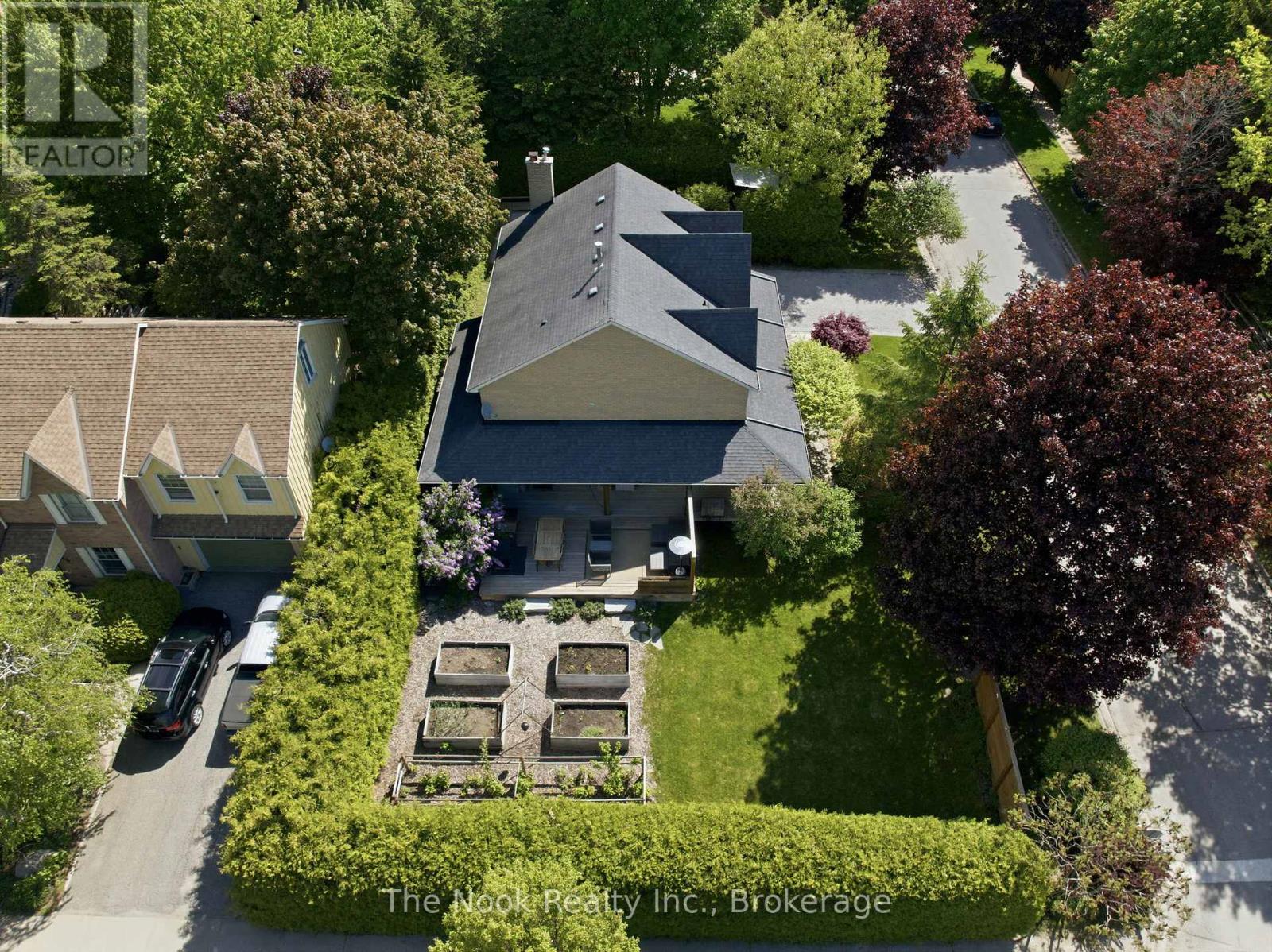 43 CARMODY LANE - 48