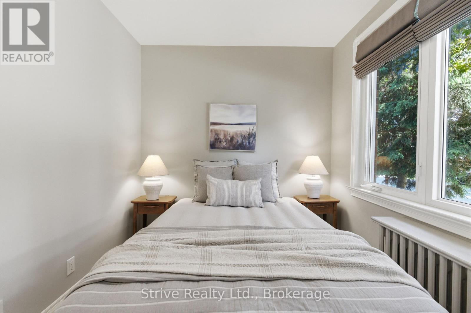 53 MONKTON AVENUE - 23