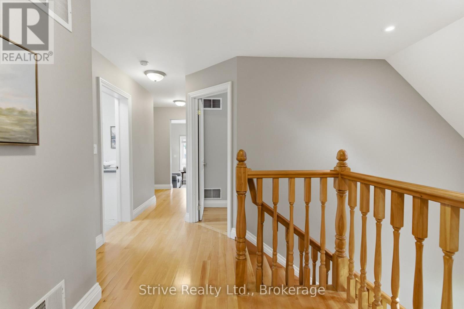 53 MONKTON AVENUE - 28