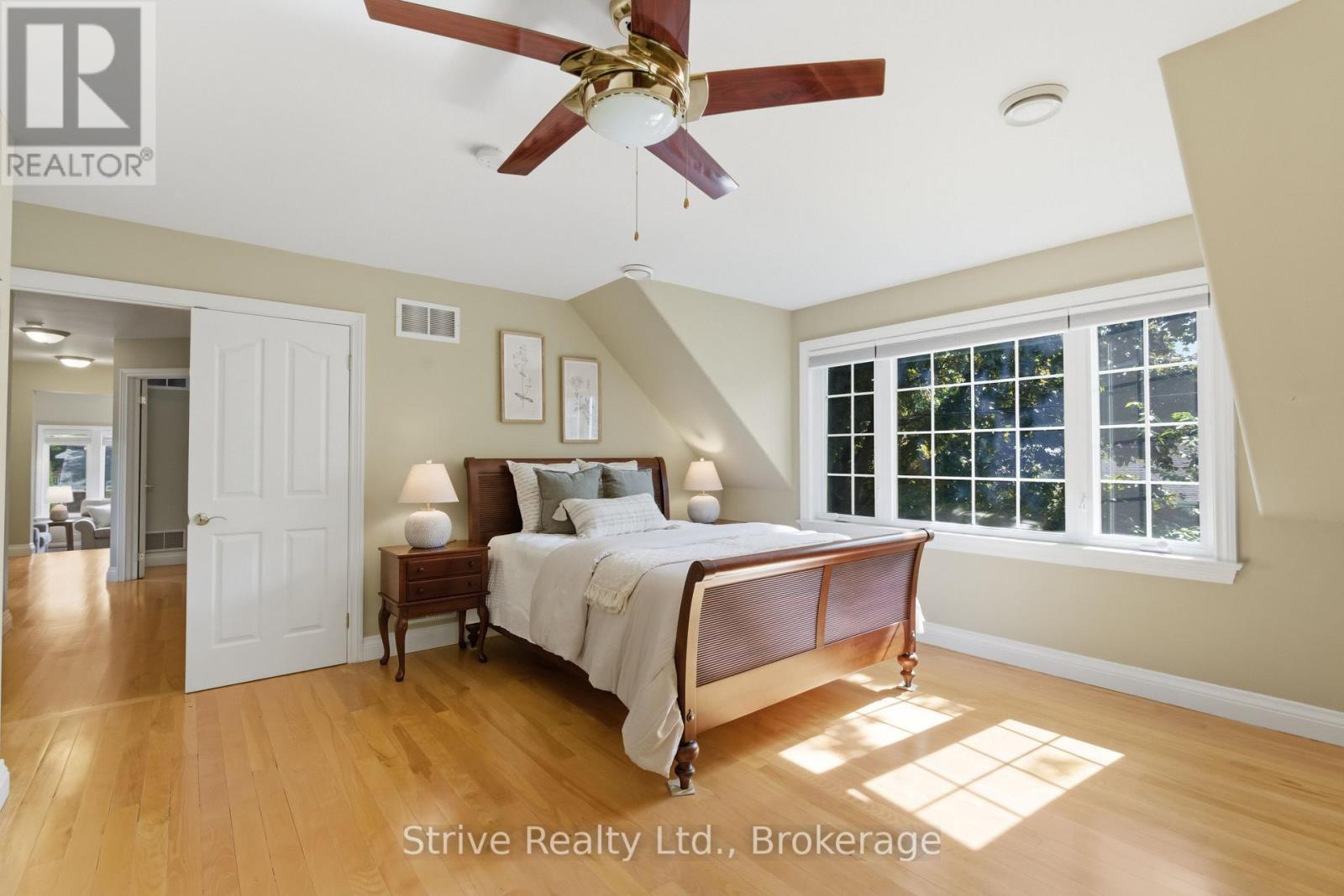 53 MONKTON AVENUE - 30