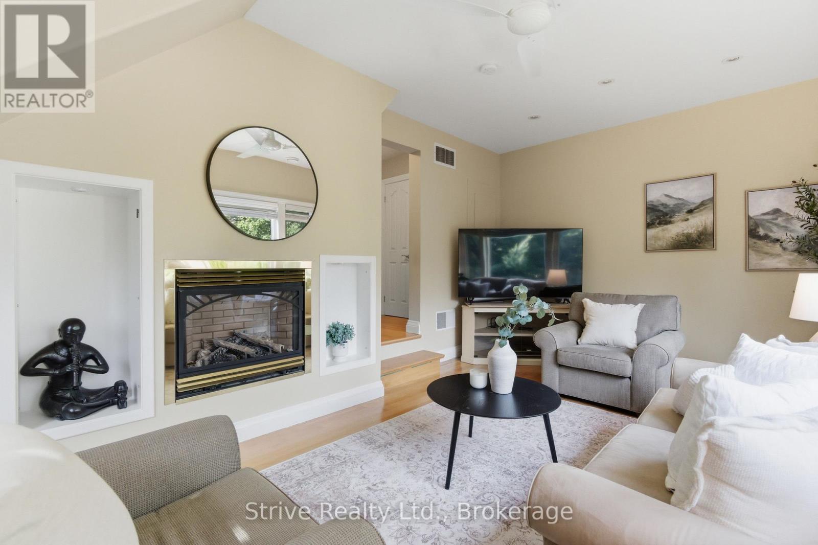 53 MONKTON AVENUE - 38