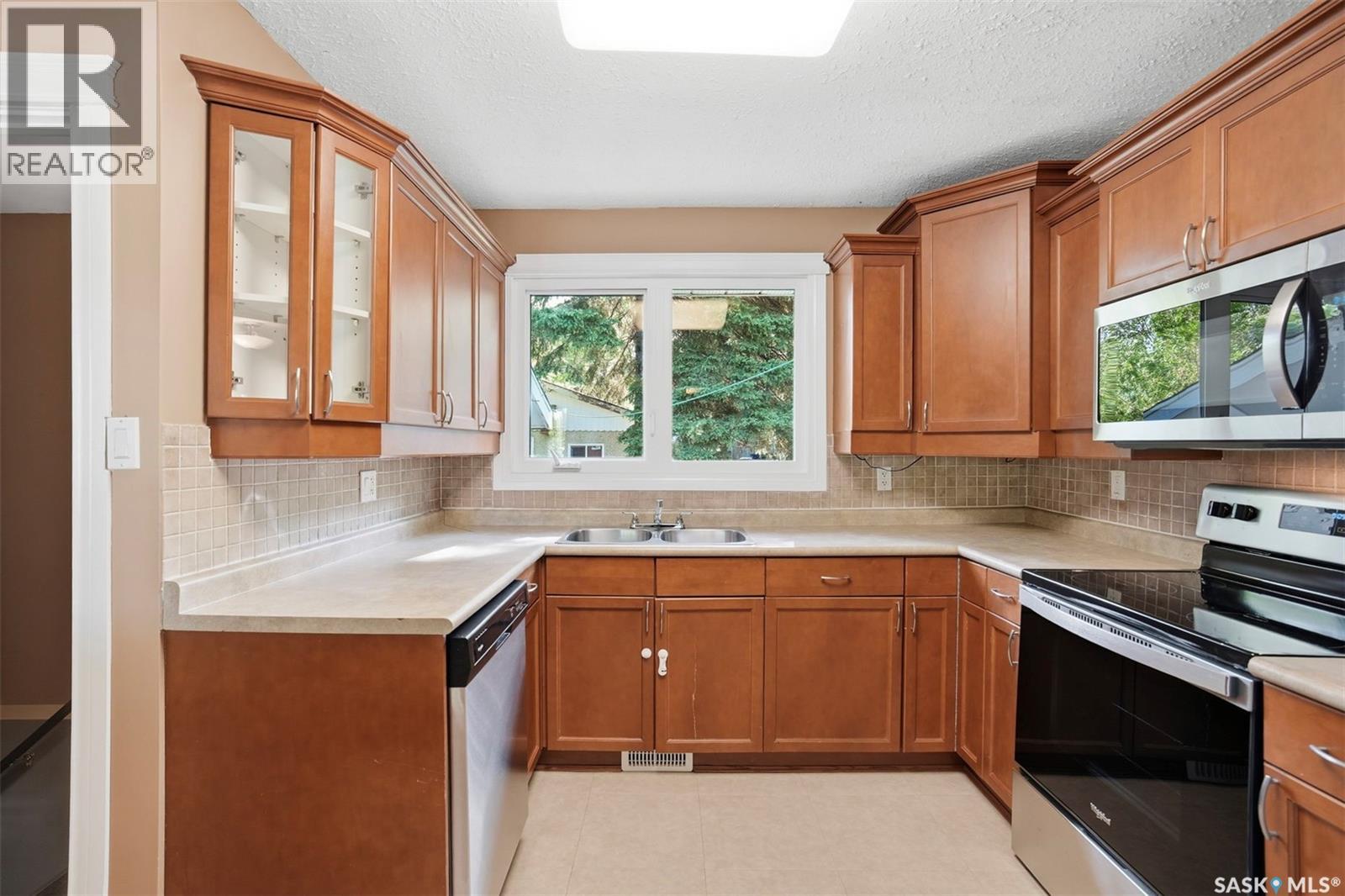 2019 Louise AVENUE - 10