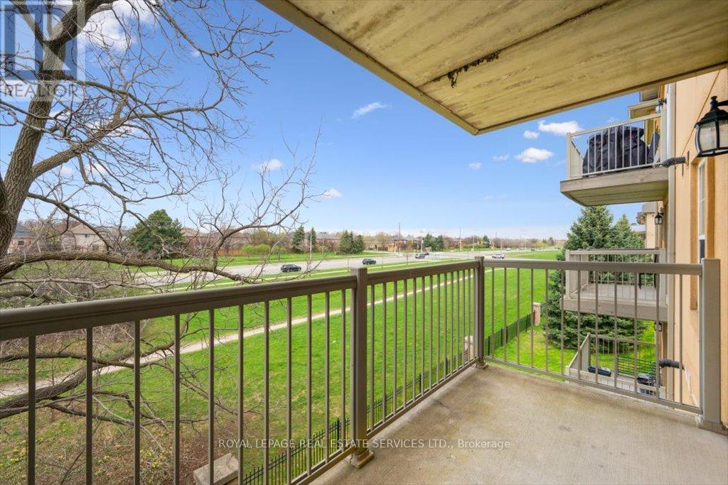 303 - 1490 BISHOPS GATE