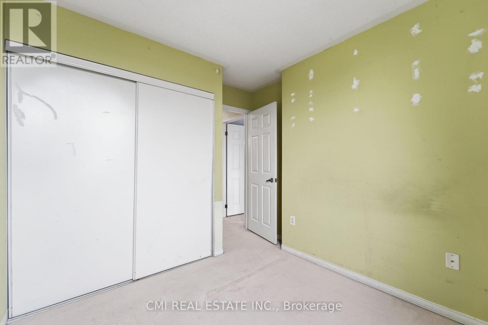 #164 760 LAWRENCE AVENUE W - 26