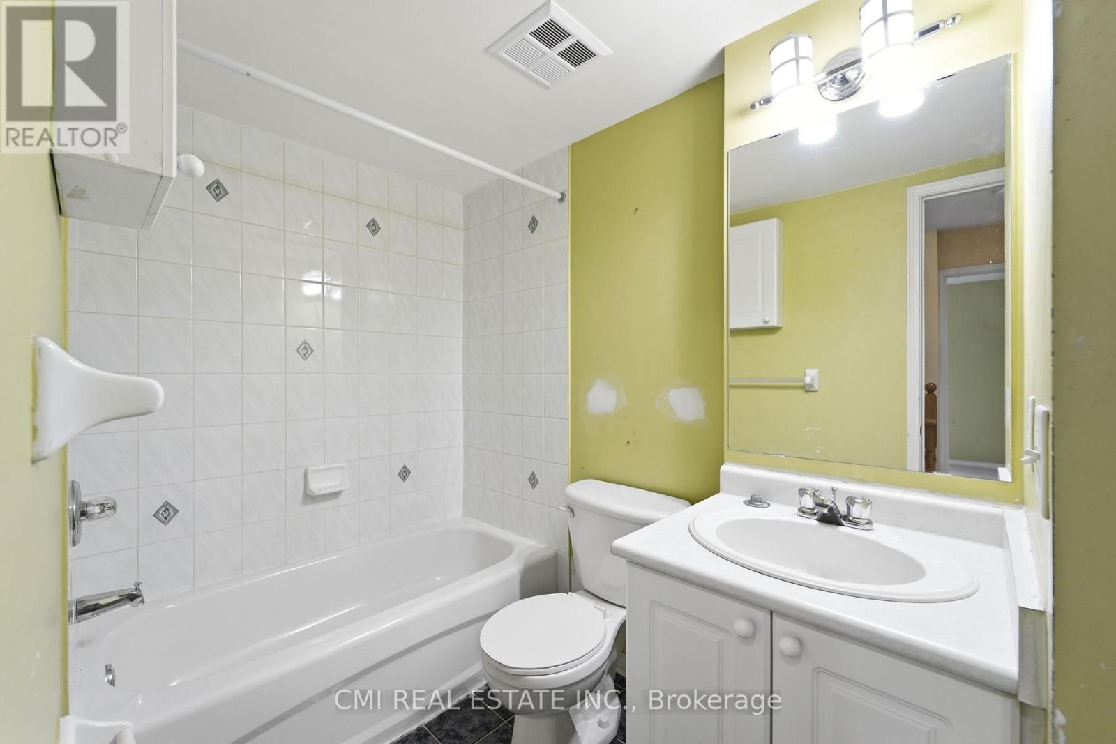#164 760 LAWRENCE AVENUE W - 29