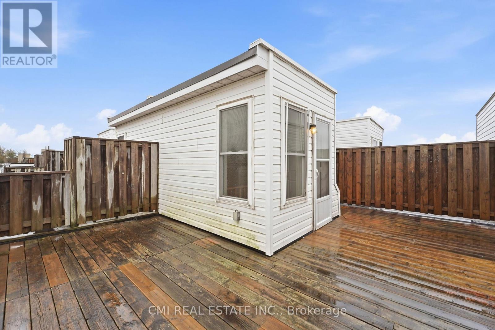 #164 760 LAWRENCE AVENUE W - 40