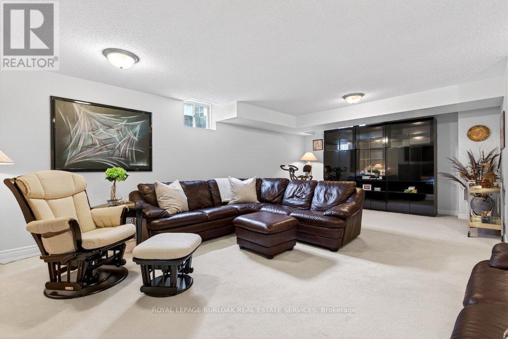 523 TERRACE WAY - 31