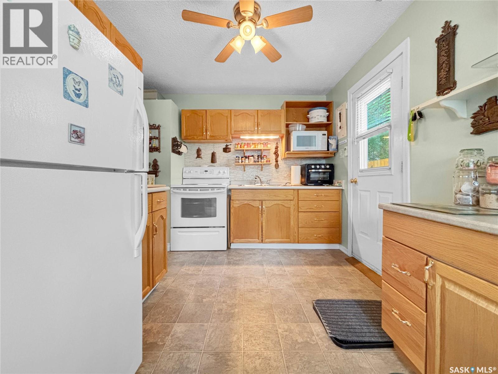 714 S AVENUE N - 8