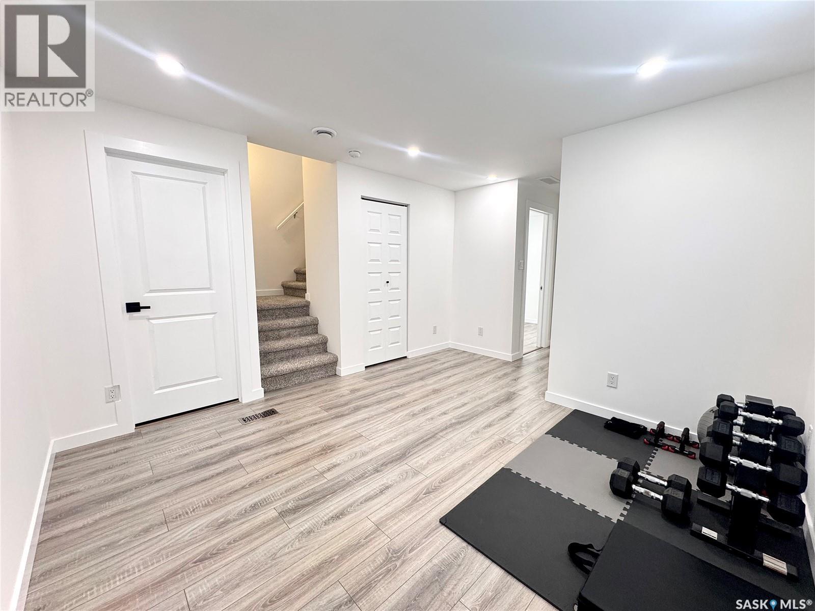7937 Flax AVENUE - 20