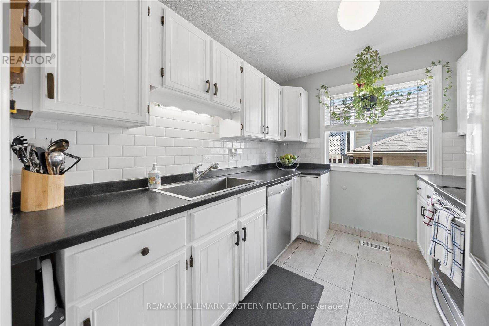 2538 FOXMEADOW ROAD - 11