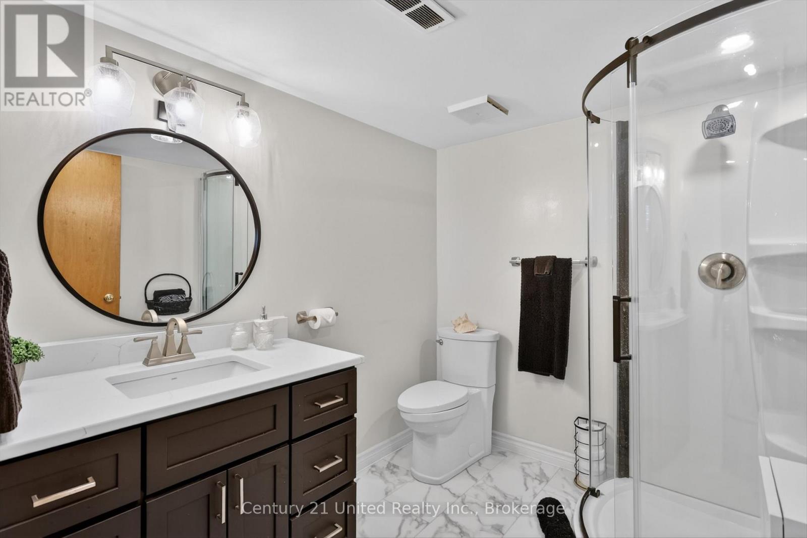 1190 NUFOREST DRIVE - 32