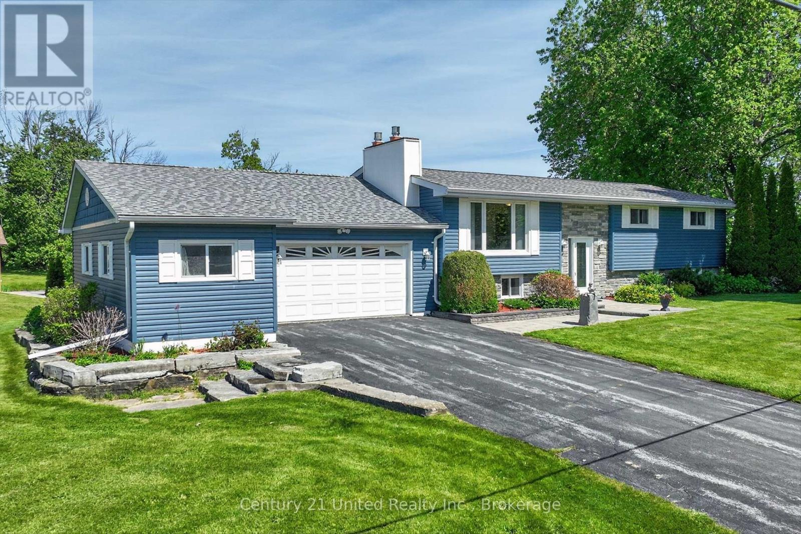 1190 NUFOREST DRIVE - 4