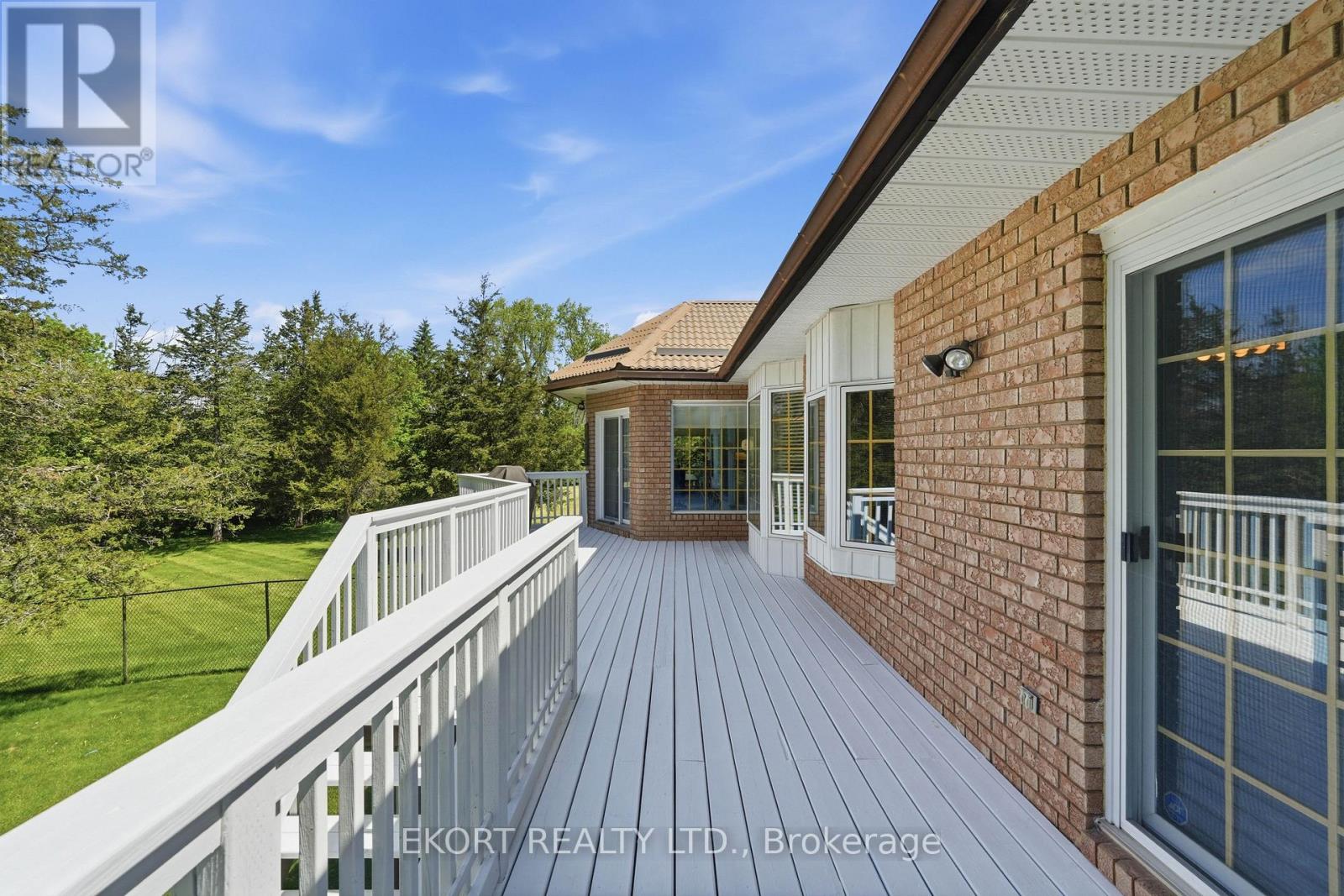 53 O'NEILL DRIVE - 38