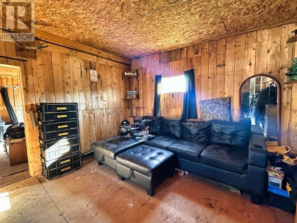 515 Portage Creek RD - 9