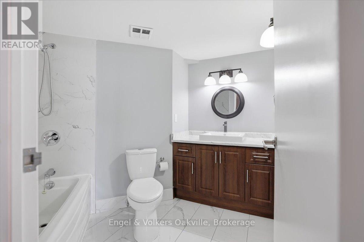 #625 1000 CEDARGLEN GATE - 28
