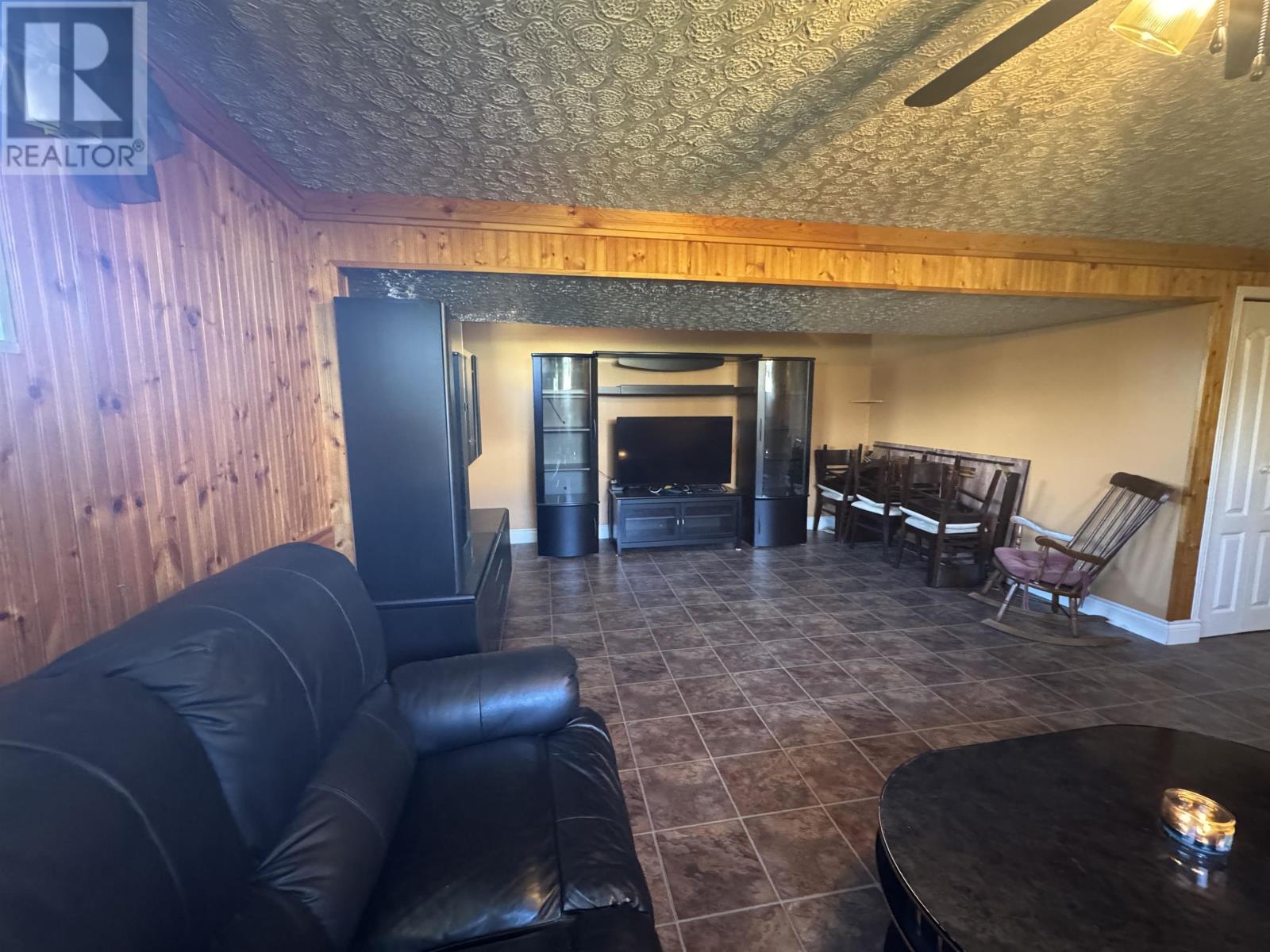 3 Falcon Drive - 17