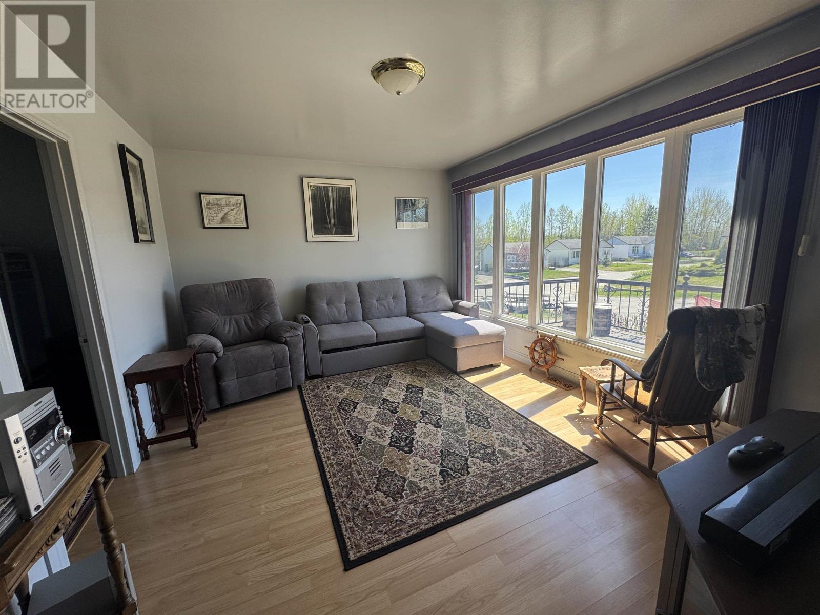 3 Falcon Drive - 3