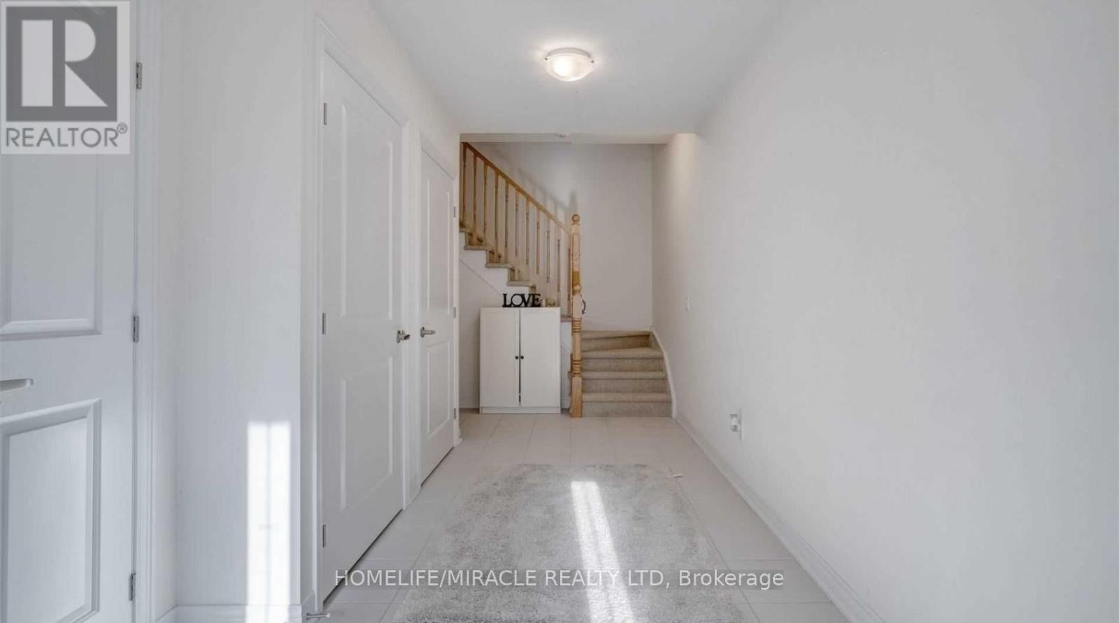 #132 77 DIANA AVENUE - 6