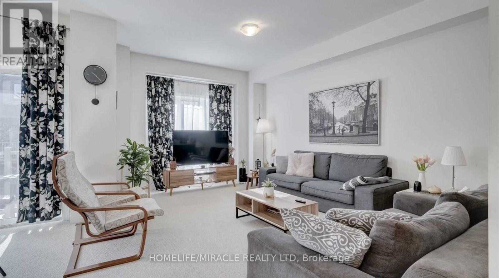 #132 77 DIANA AVENUE - 8