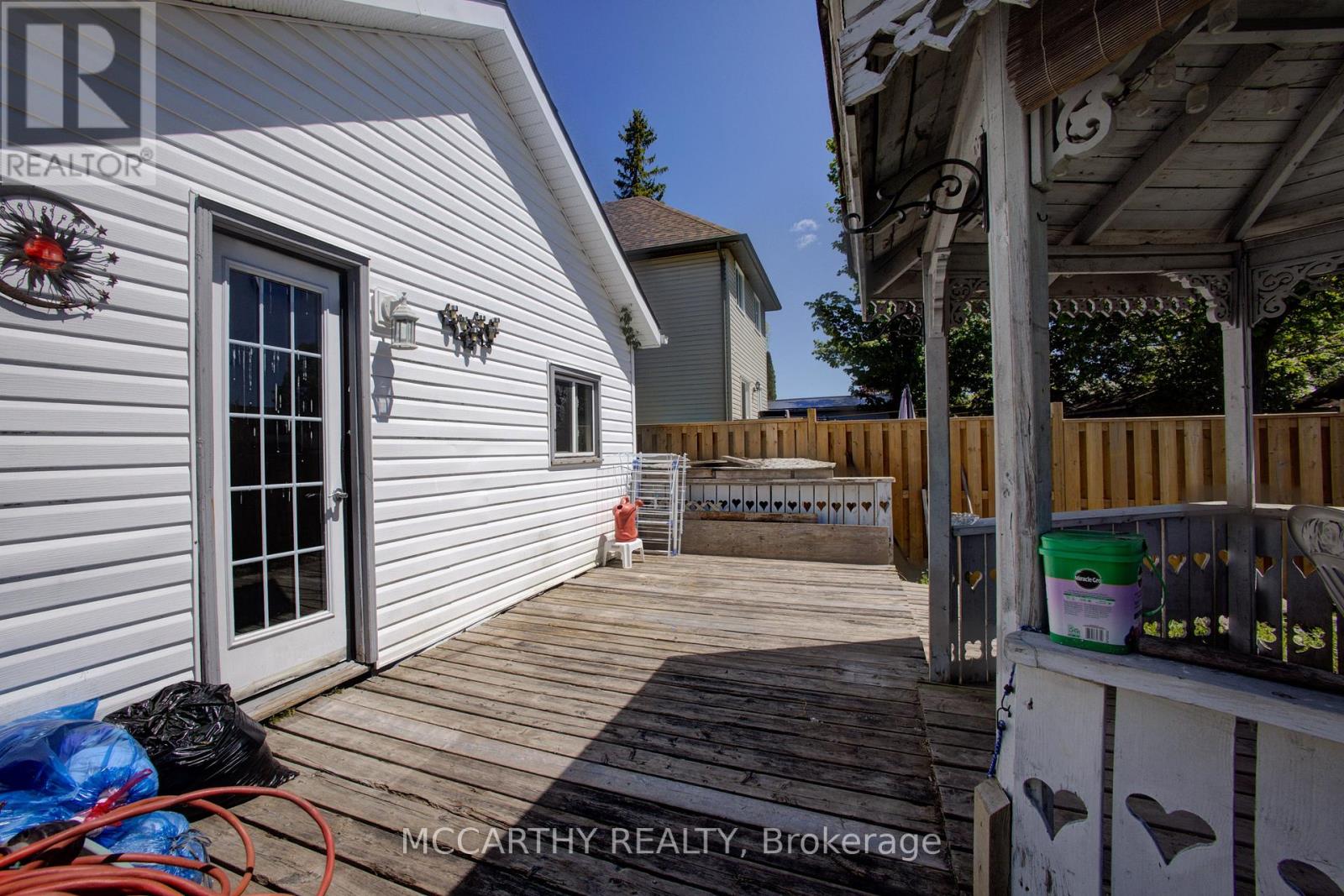 171 OWEN SOUND STREET - 21