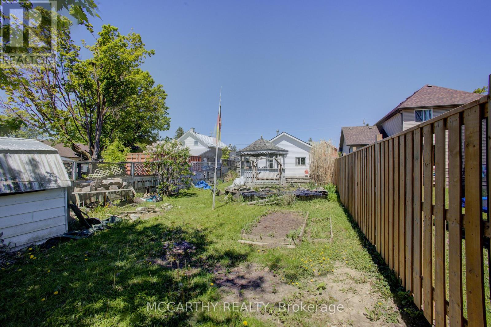 171 OWEN SOUND STREET - 25