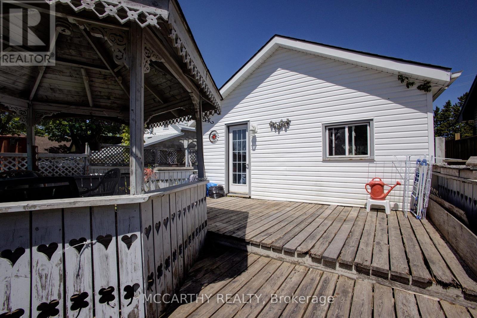 171 OWEN SOUND STREET - 27