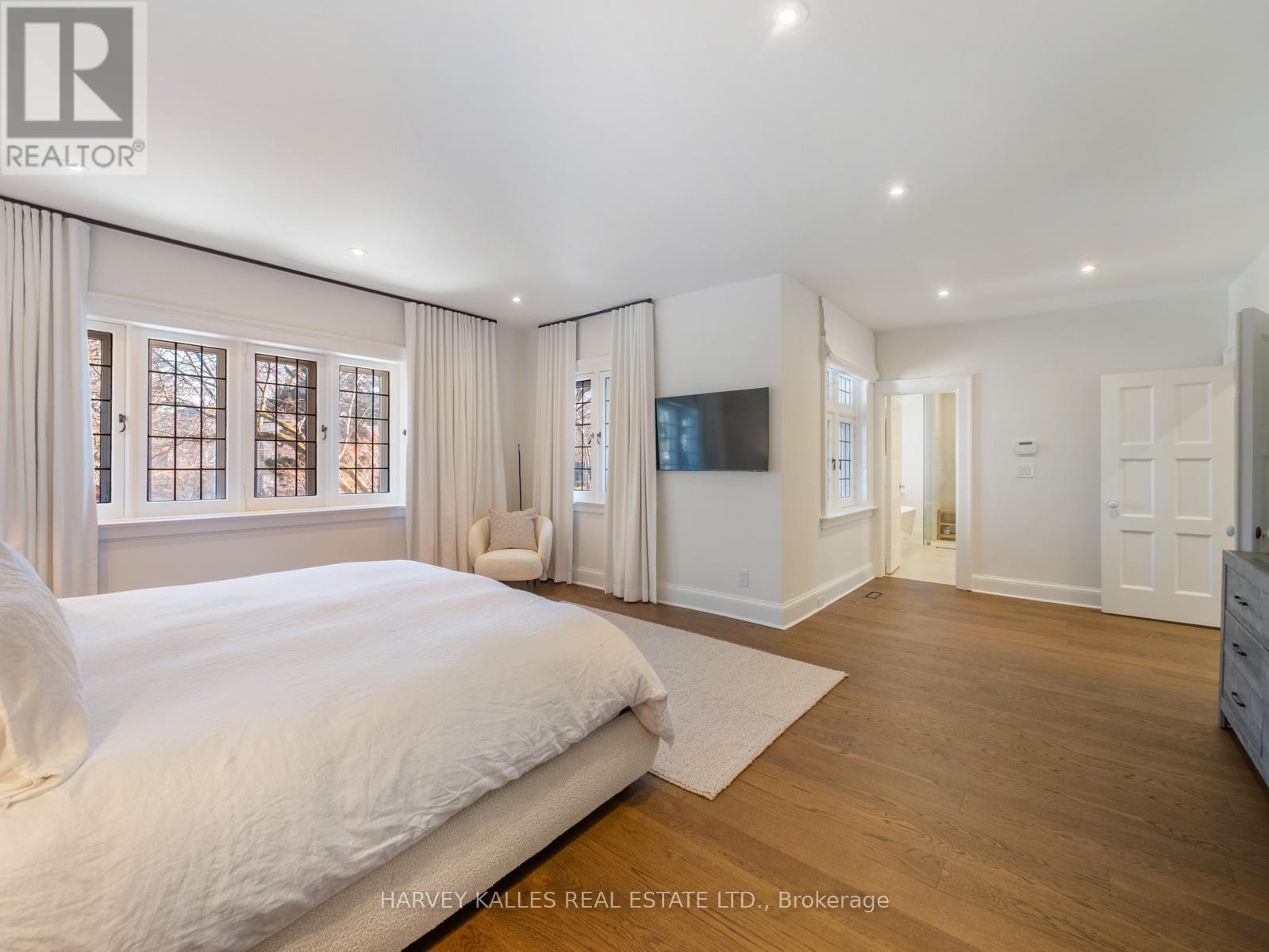 90 OLD FOREST HILL ROAD - 15