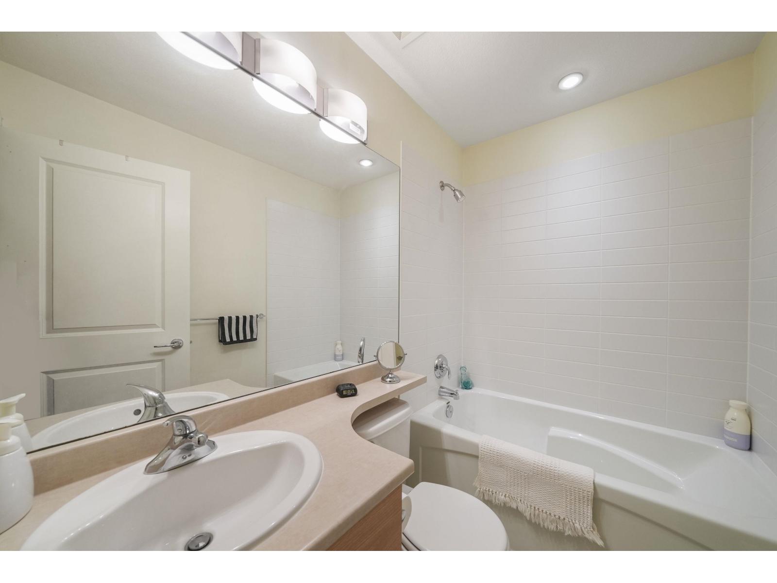 2 Bed, 2 Bath Townhouse for Sale in Surrey – 91 18983 72A AVENUE, Surrey – MLS# R3131464 - Image 17