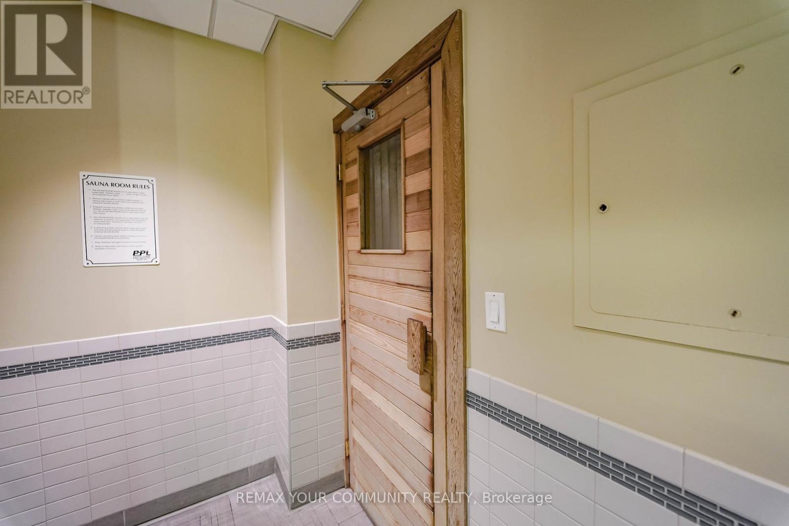 #1730 68 CORPORATE DRIVE - 34