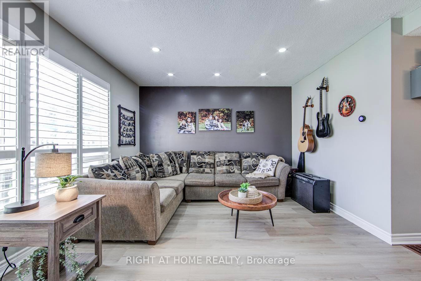1153 SOUTHDALE AVENUE N - 15