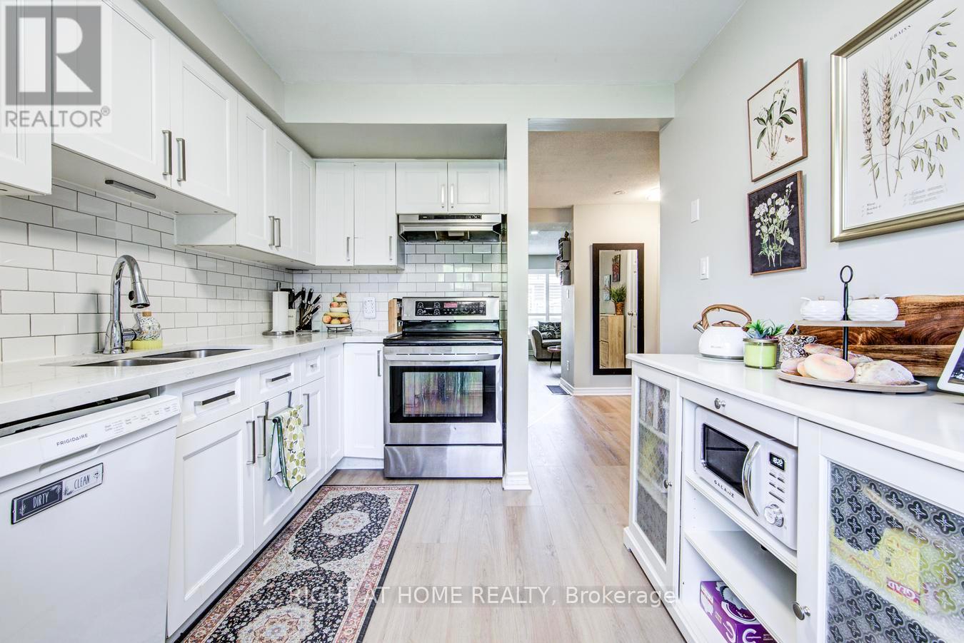 1153 SOUTHDALE AVENUE N - 20