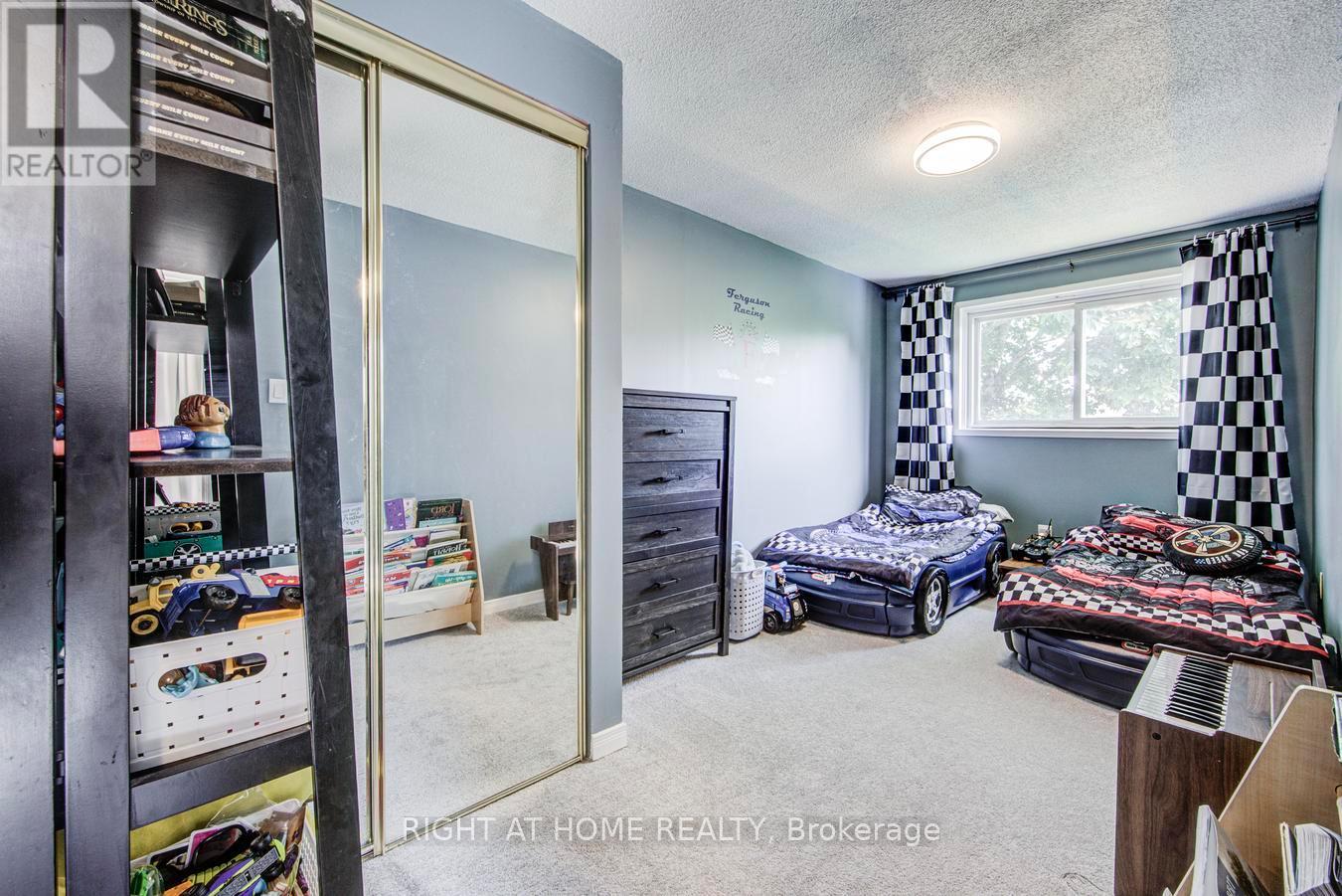 1153 SOUTHDALE AVENUE N - 28