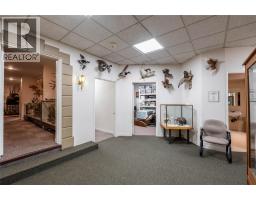 223 Christina Street North, Sarnia, ON N7T5V1 Photo 18