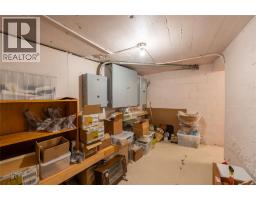 223 Christina Street North, Sarnia, ON N7T5V1 Photo 32