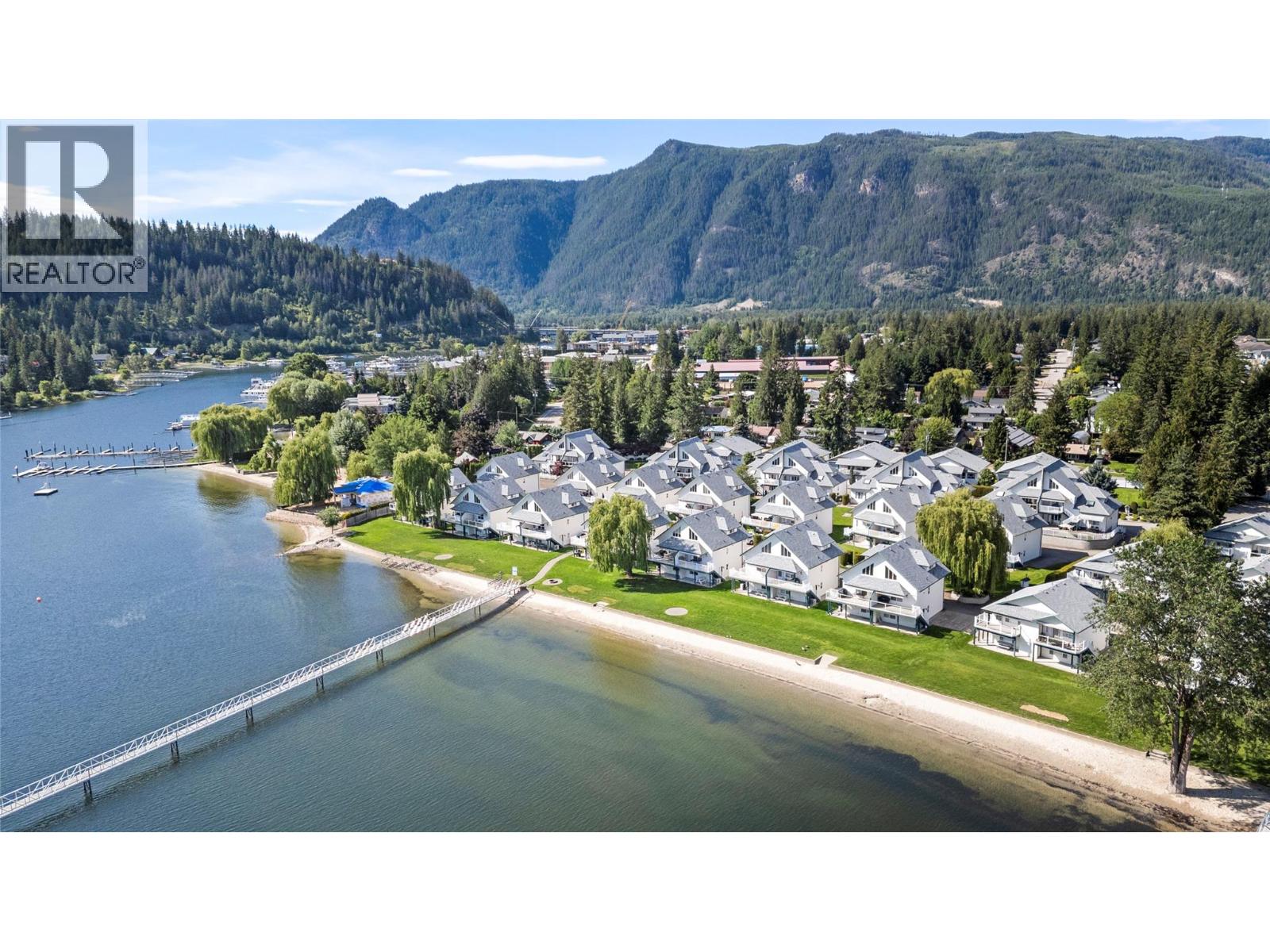 #243 213 White Pine Crescent - 8