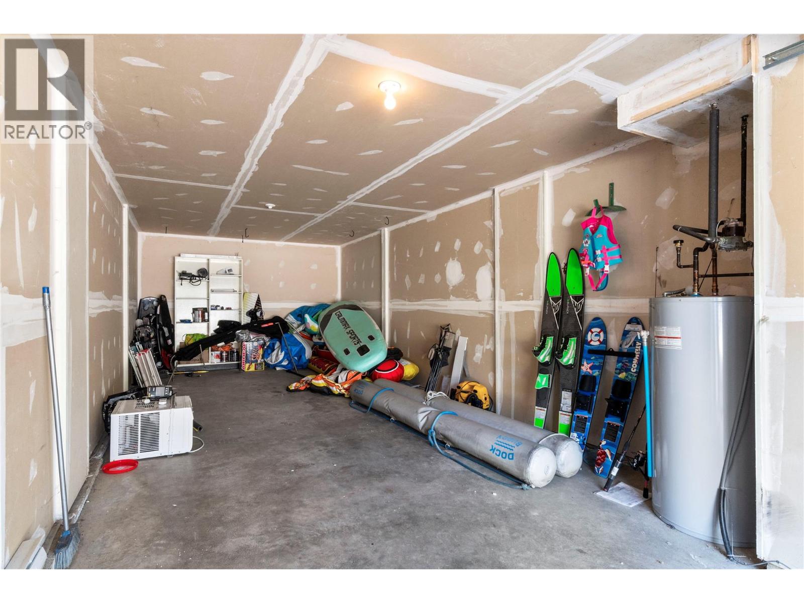 #243 213 White Pine Crescent - 43