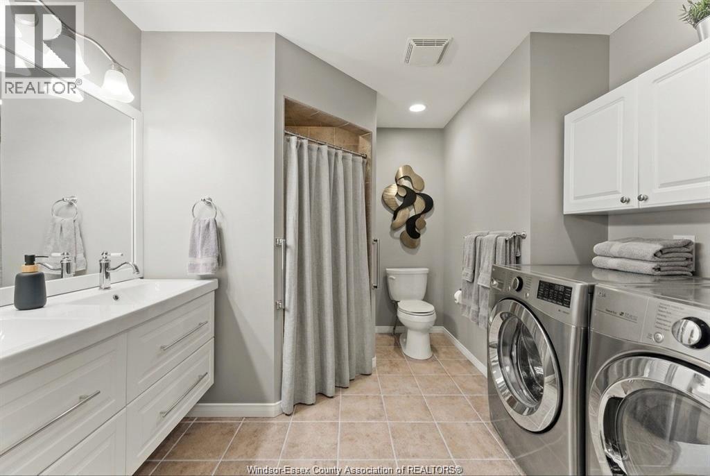 1655 BIRCHWOOD CRESCENT - 16
