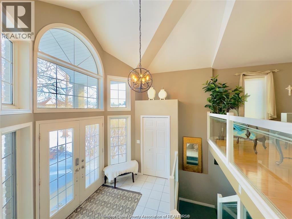 1655 BIRCHWOOD CRESCENT - 4