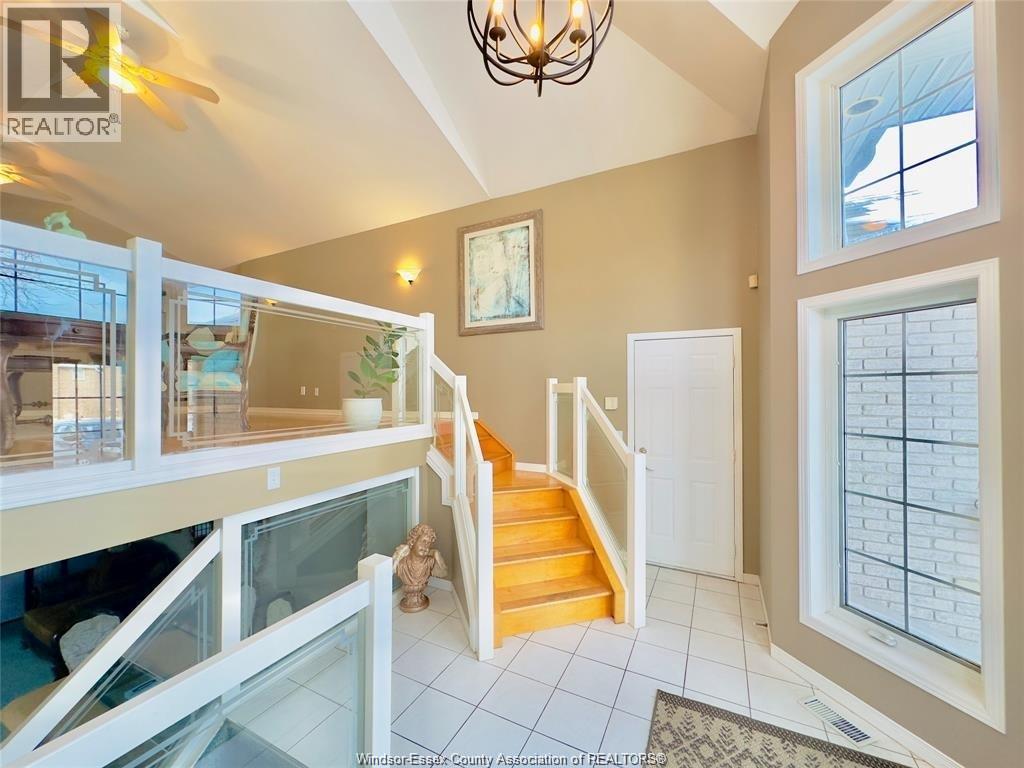 1655 BIRCHWOOD CRESCENT - 5