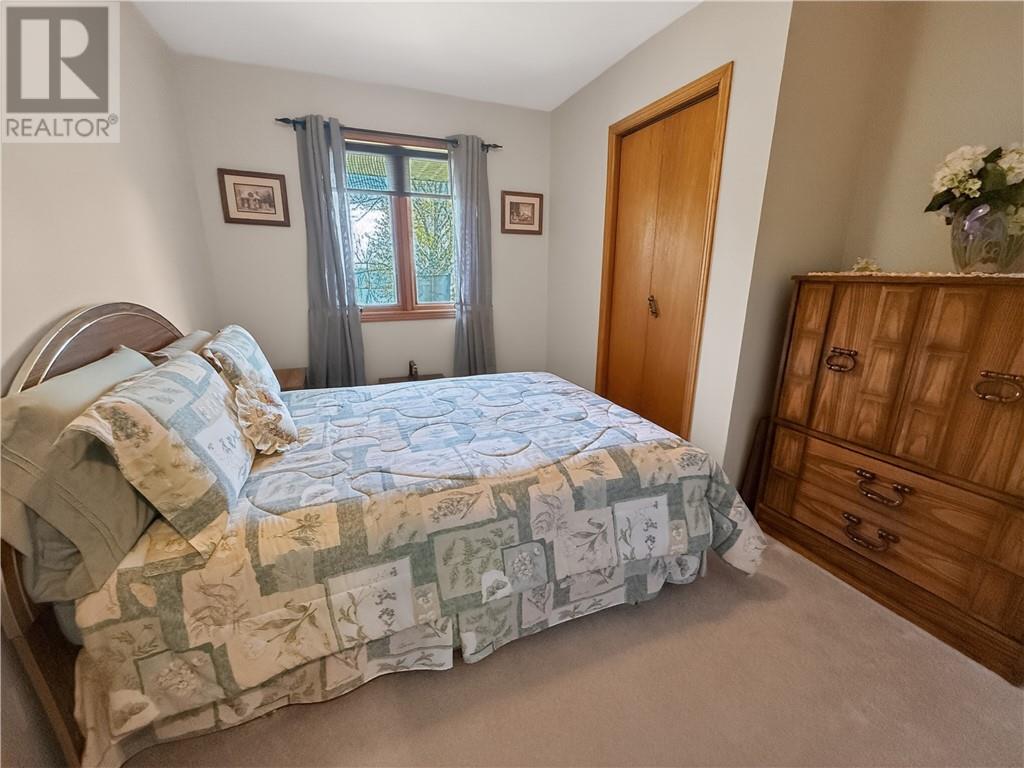 44 North Oakcliff Drive - 22