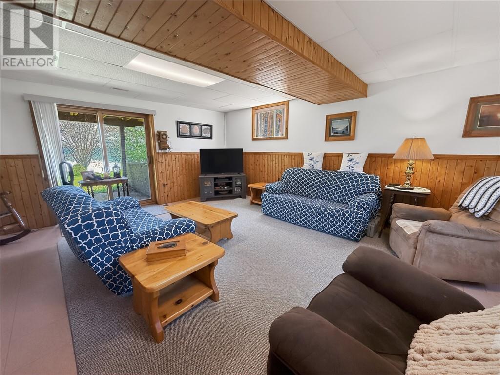 44 North Oakcliff Drive - 26