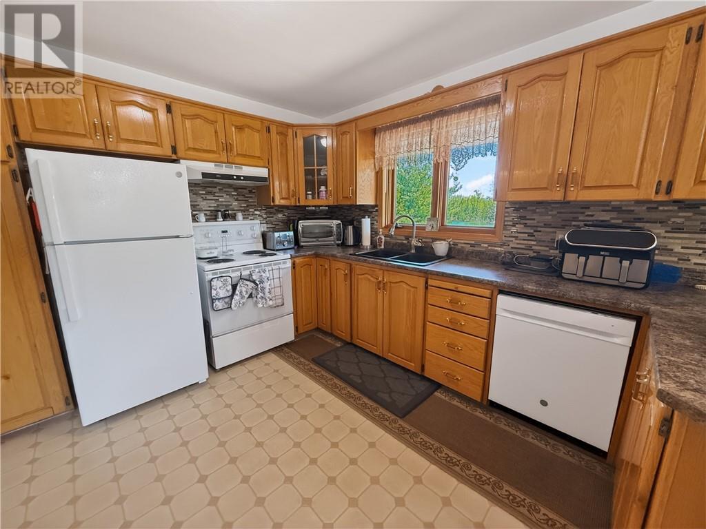 44 North Oakcliff Drive - 9