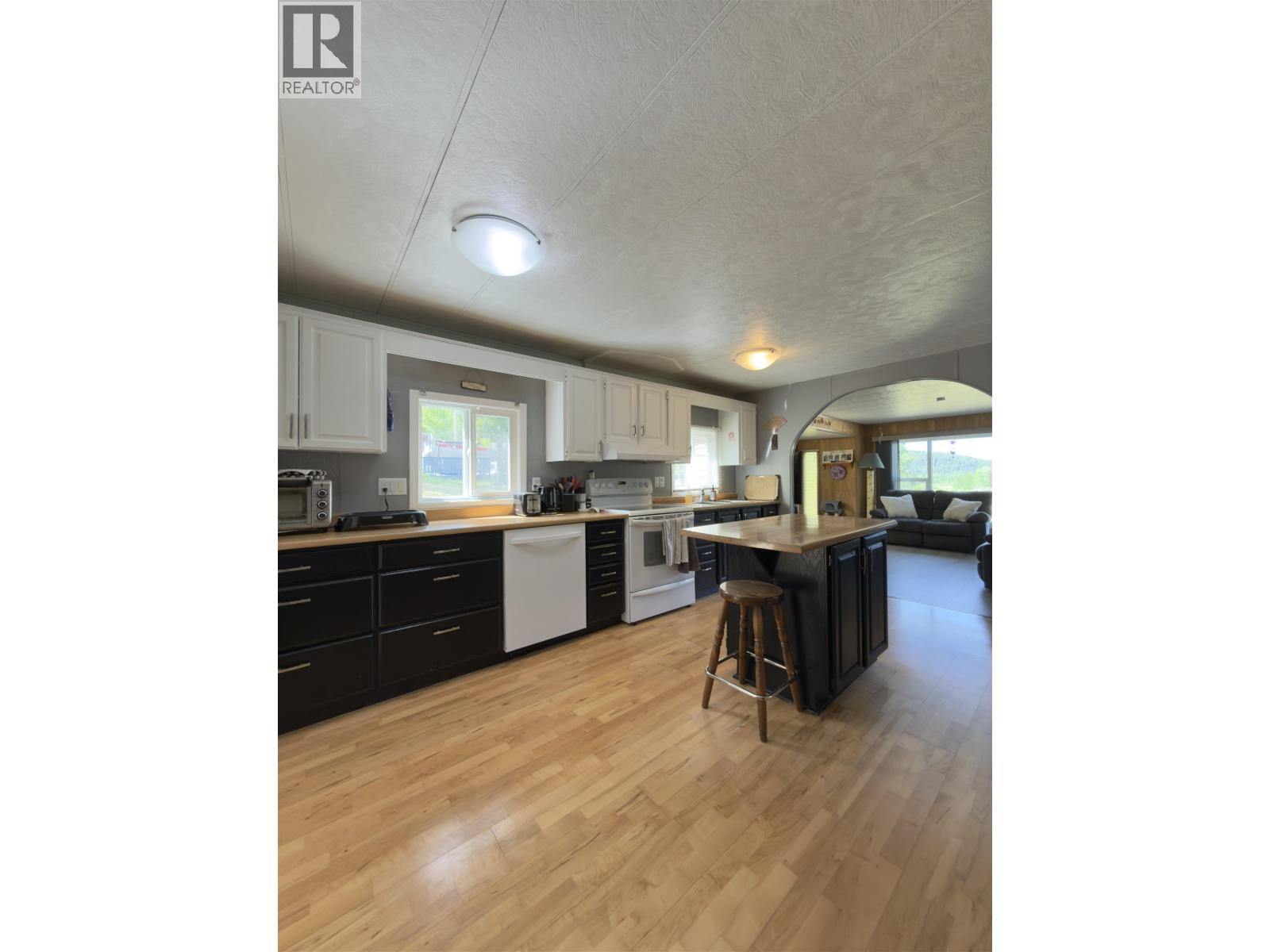 #11 2725 DUBOIS ROAD - 14